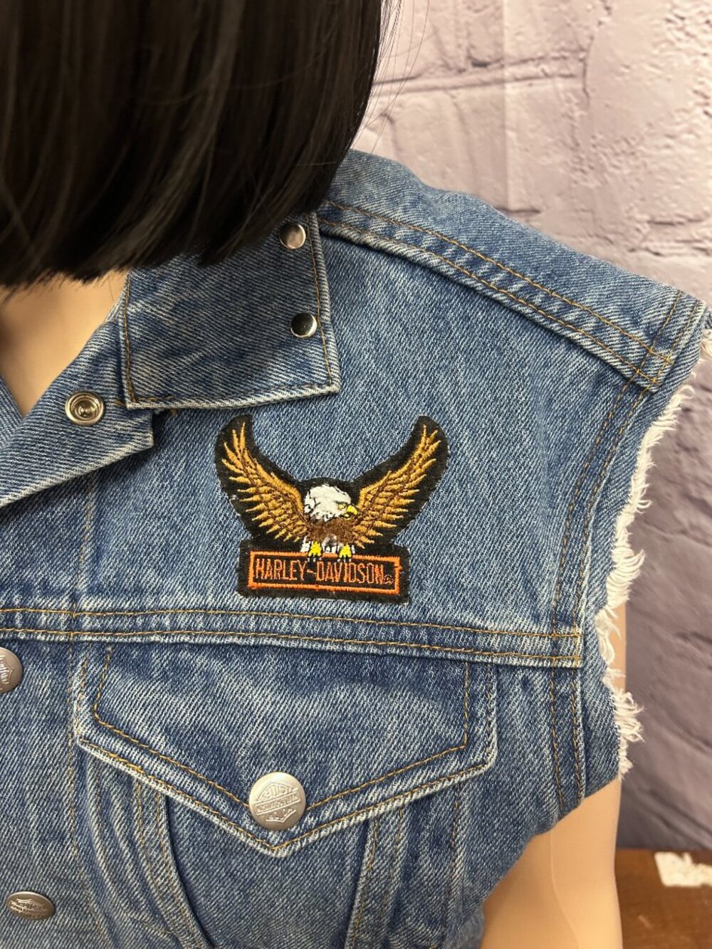 Vintage Harley-Davidson Denim Vest - RARE American Flag and Sewn Eagle Patch! - Picture 2 of 6